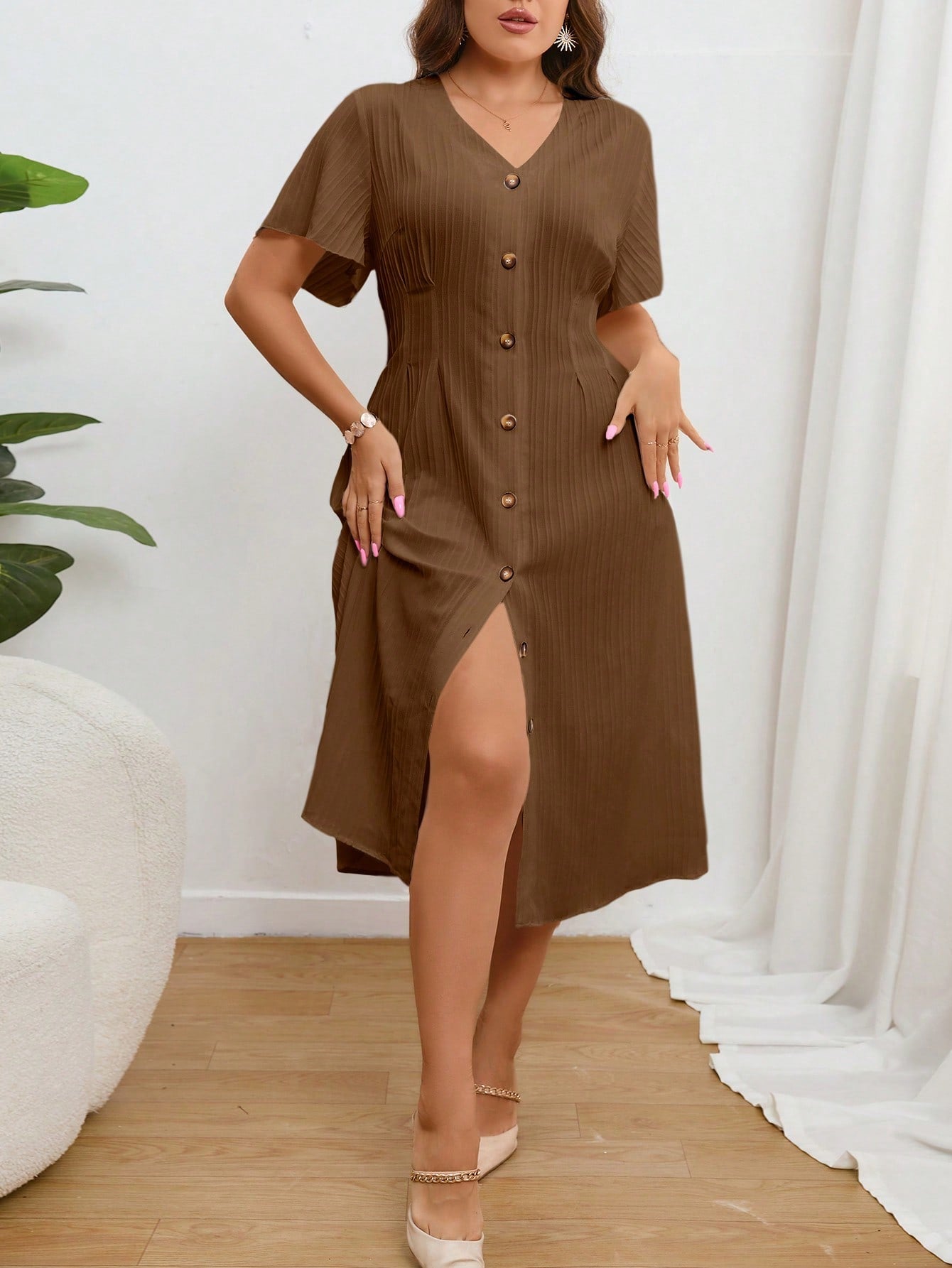 Vestido Botão Frontal Gola V