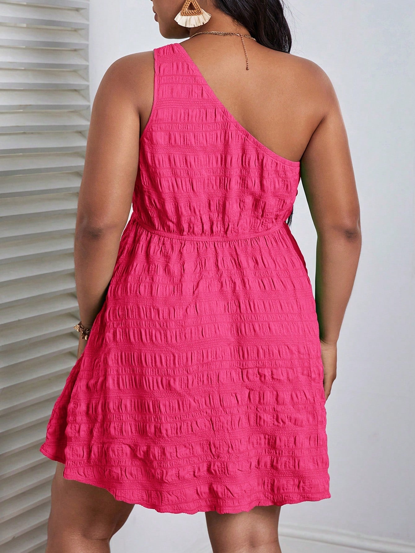 Vestido Lorna Ombro Único Plus Size
