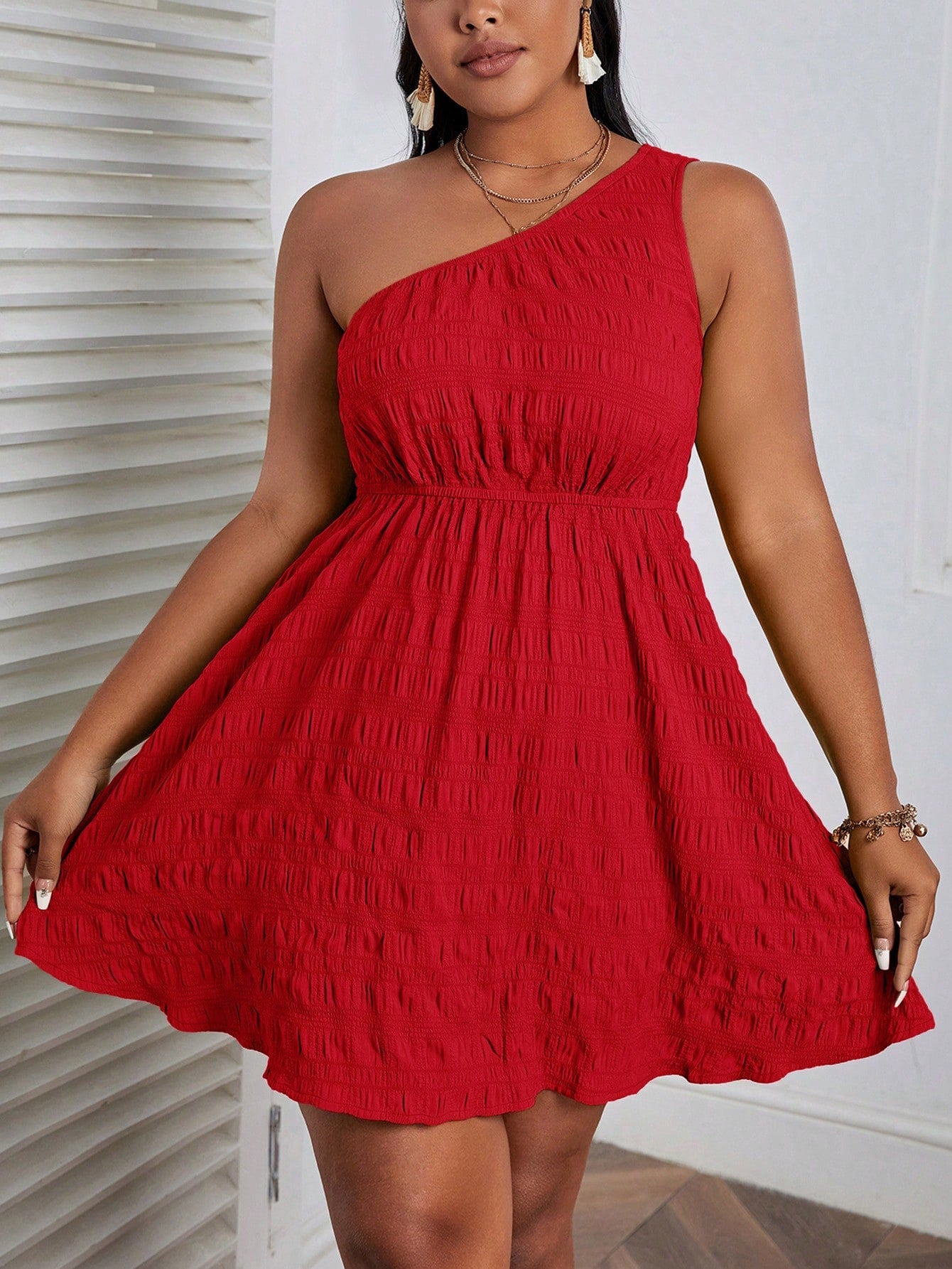 Vestido Lorna Ombro Único Plus Size