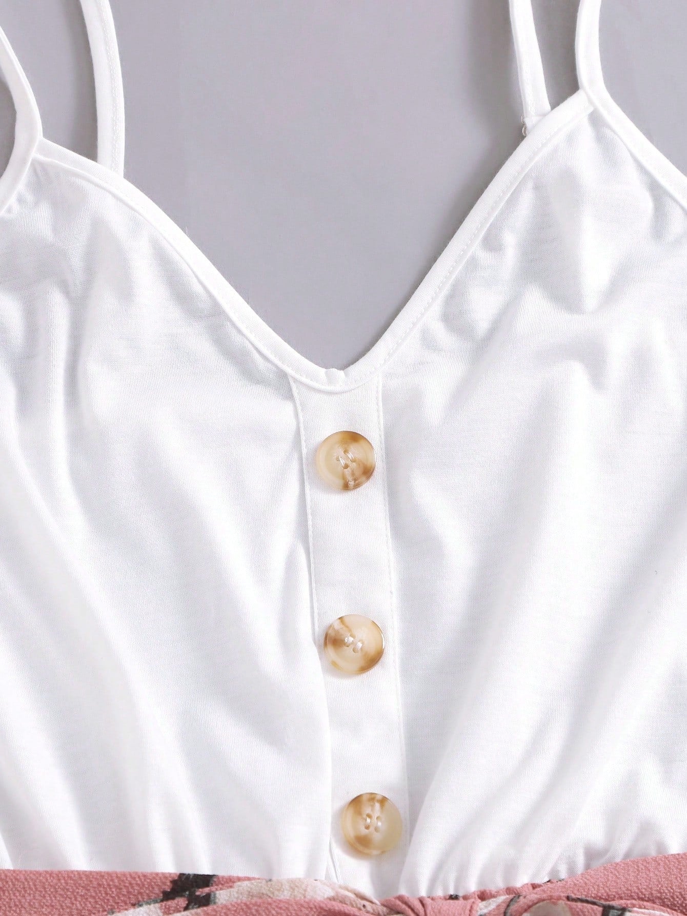 Macacão Floral Plus Size