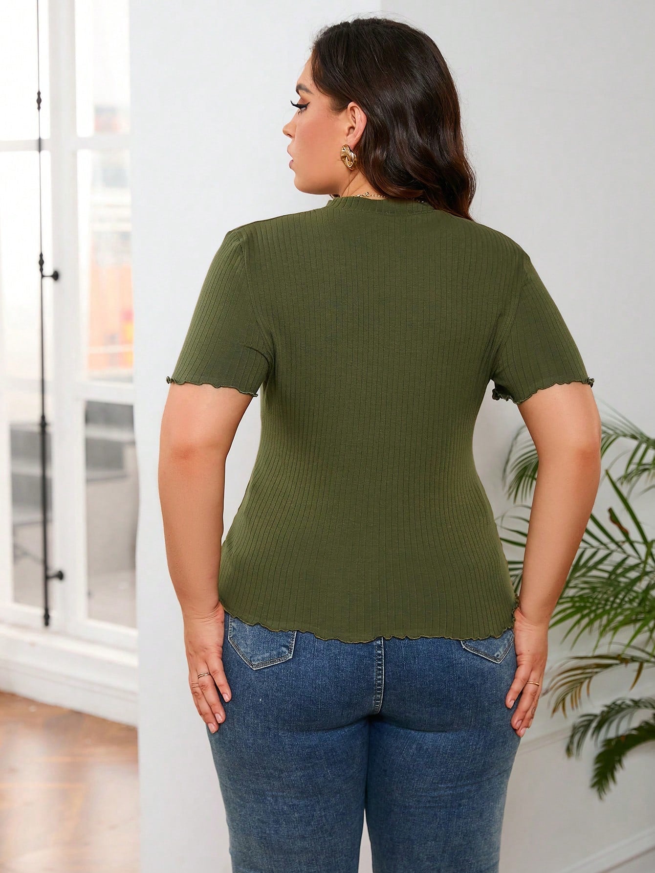 Camiseta Básica Canelada de Manguinha