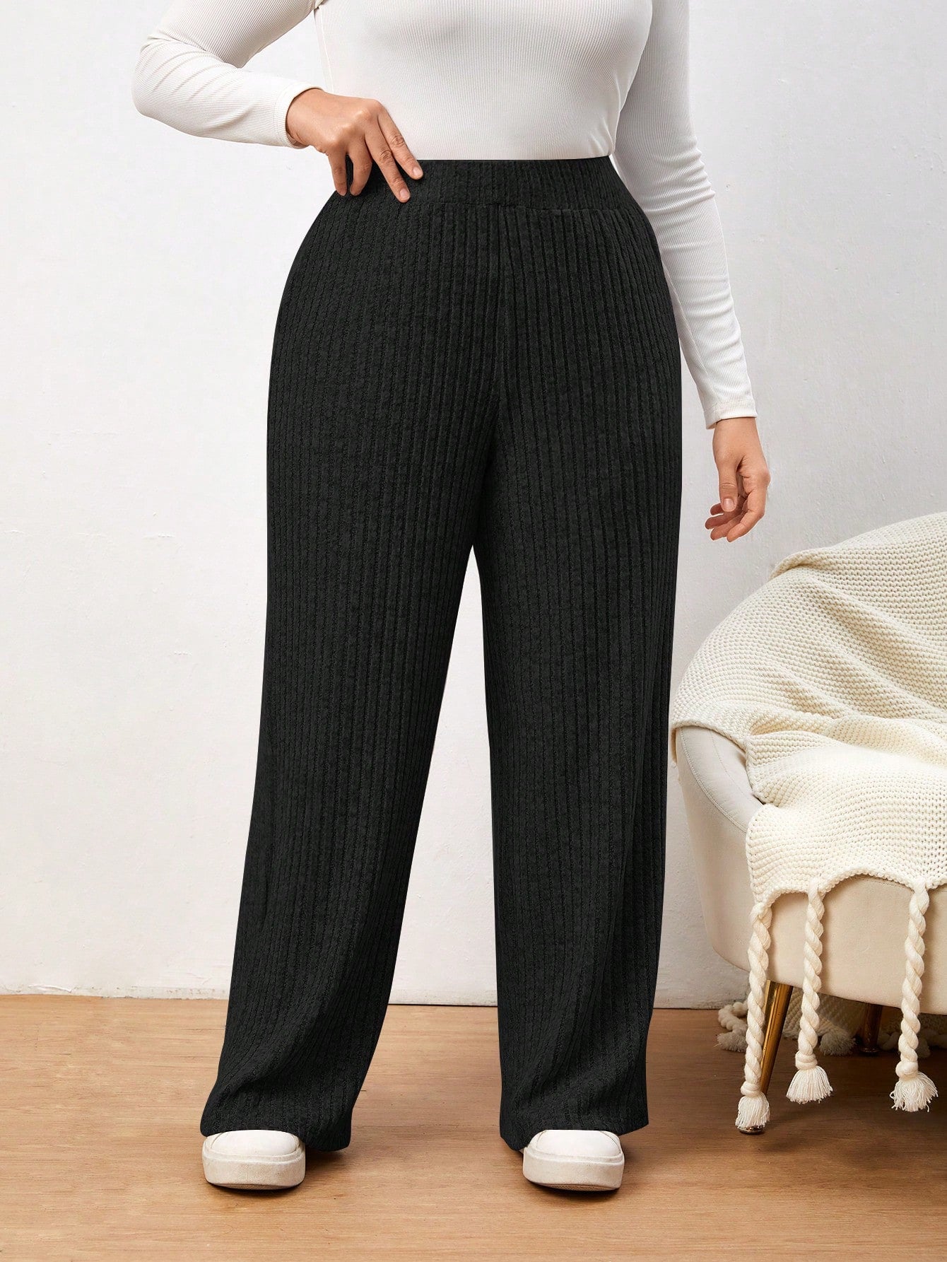 Calça Canelada Soltinha Plus Size