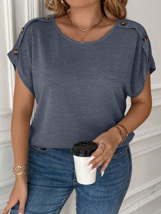 Blusa Básica Com Botões Na Manga