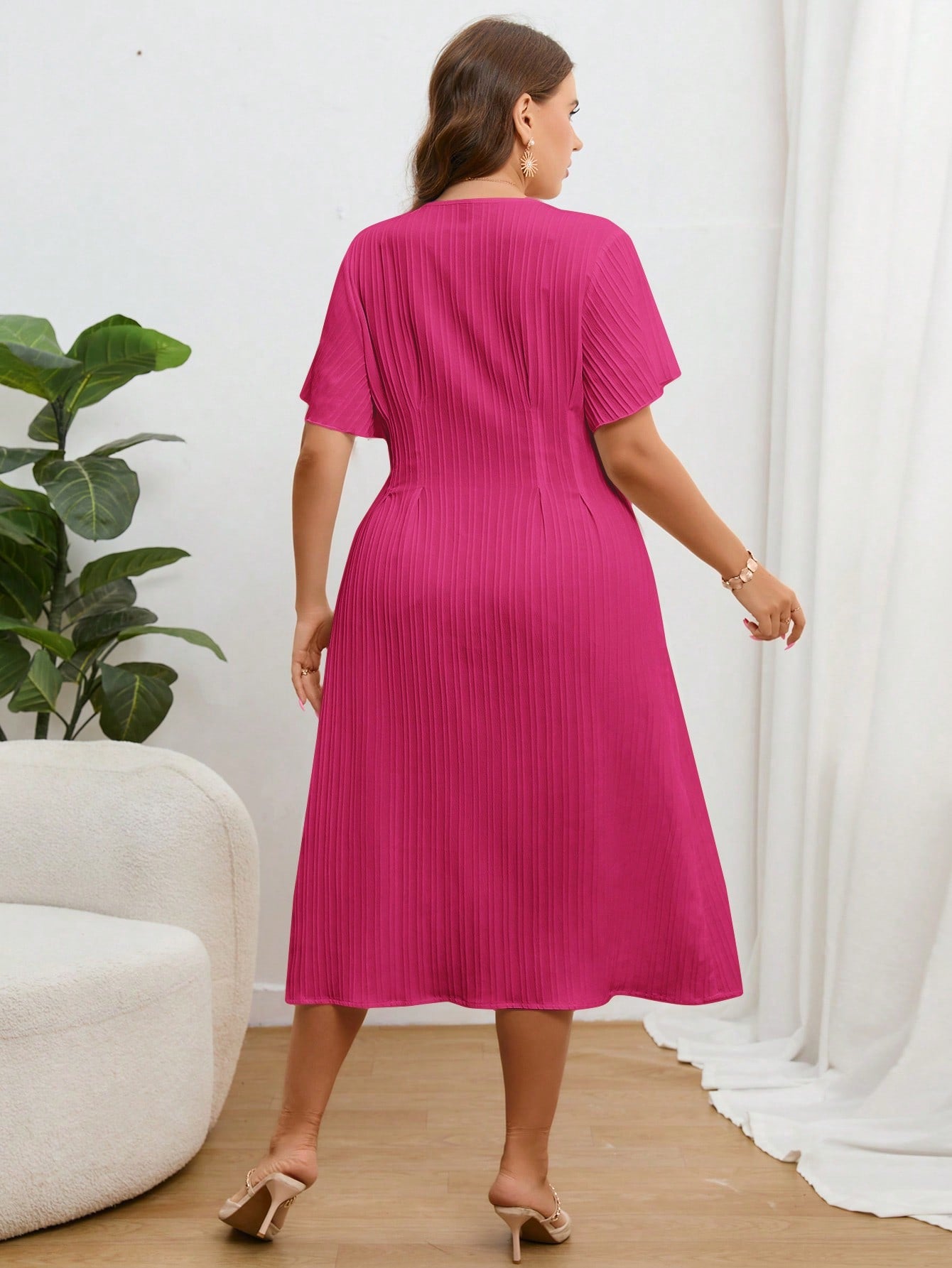 Vestido Botão Frontal Gola V