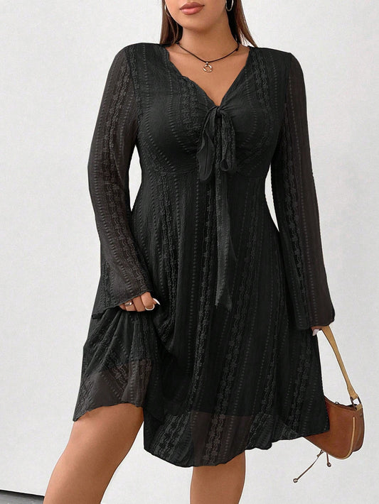 Vestido Retrô Com Nó Manga Flare