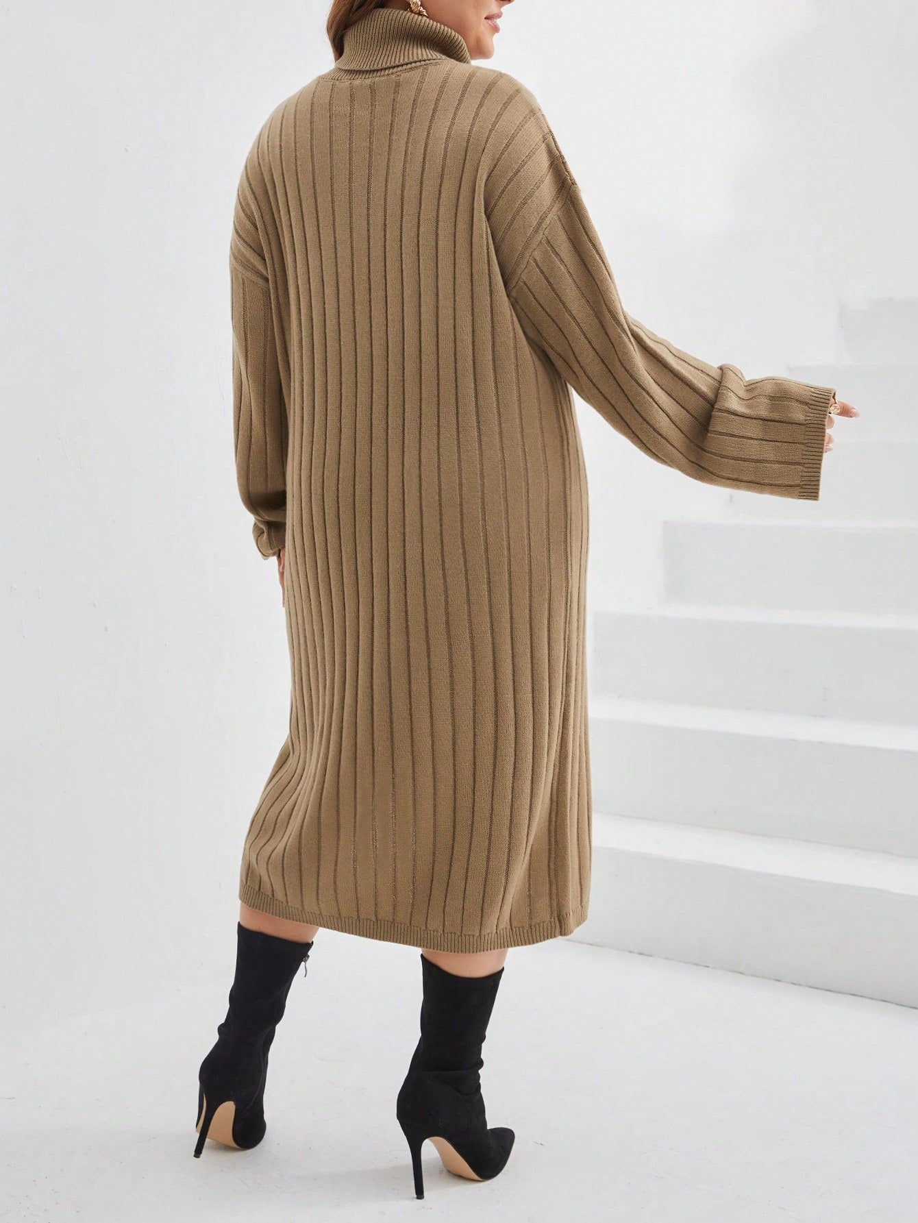 Vestido Carmela Sofisticado Plus Size