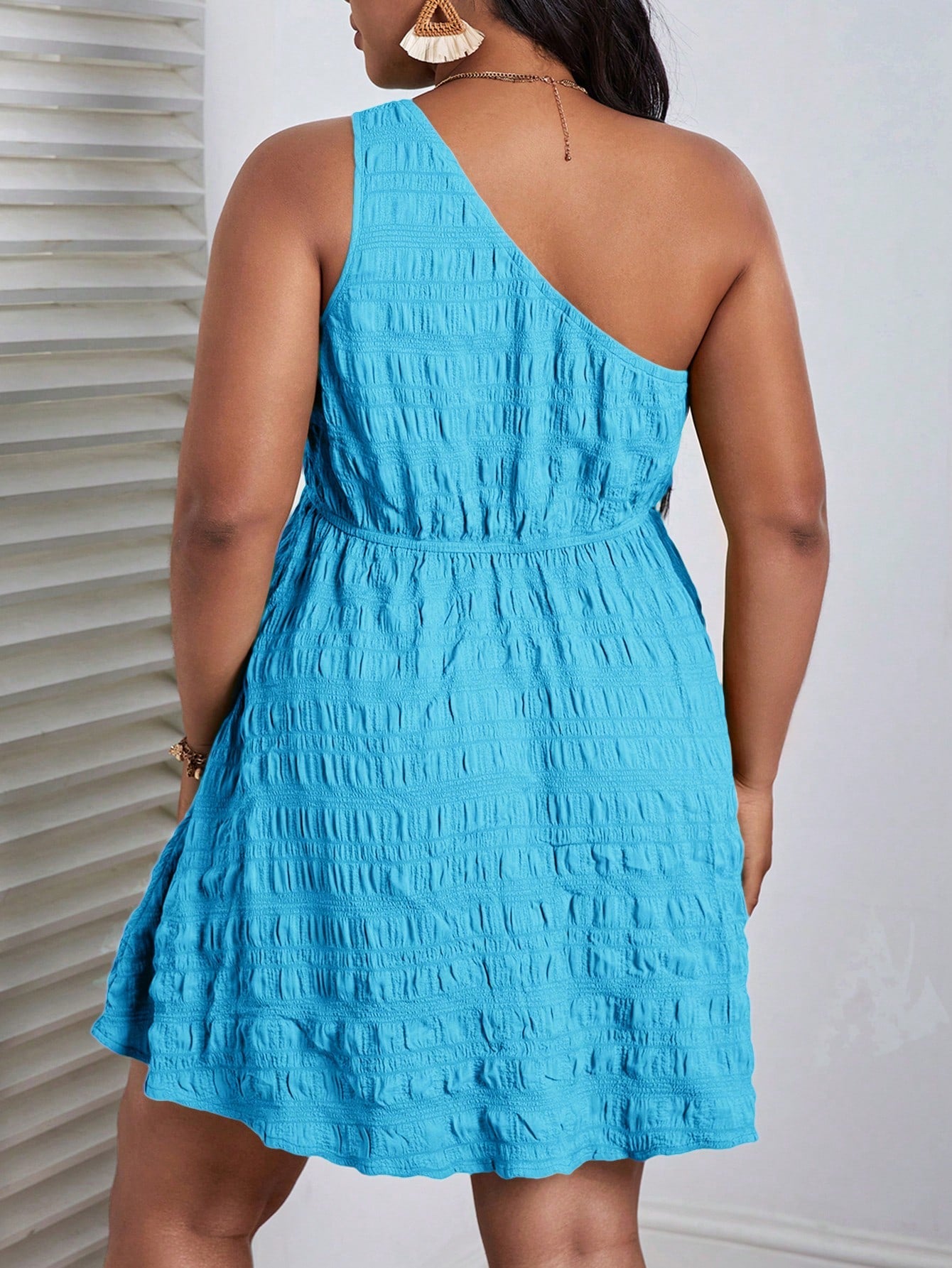 Vestido Lorna Ombro Único Plus Size