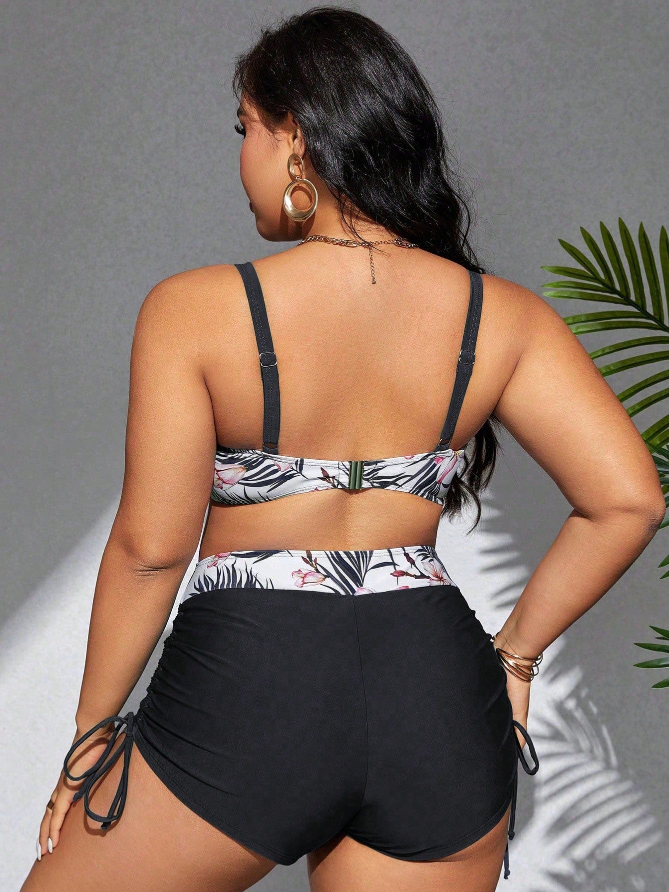 Biquíni Havaí de Short com Amarração Lateral