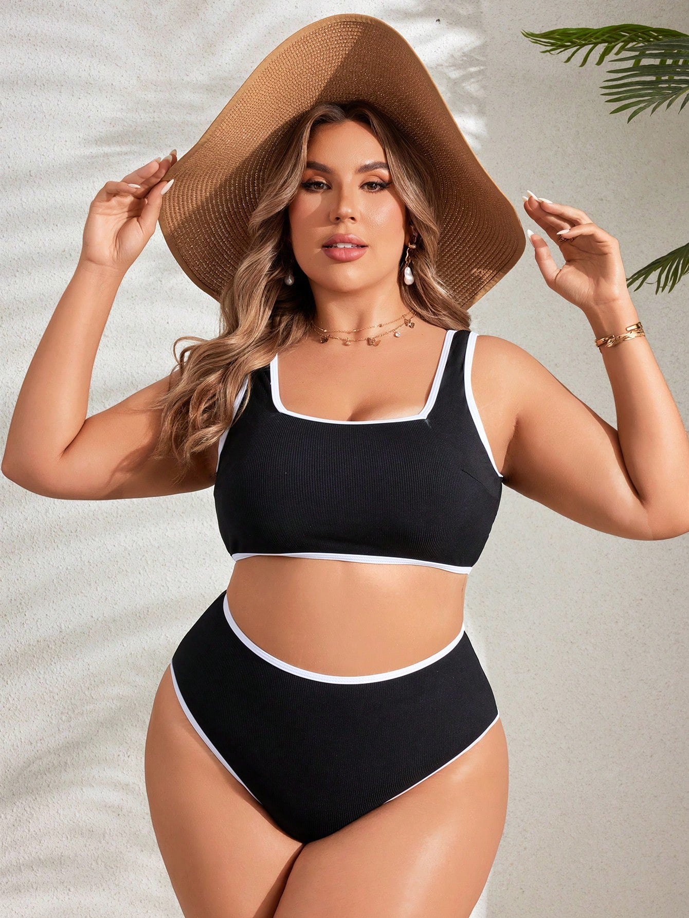 Biquíni Plus Size Colorblock de Cintura Alta