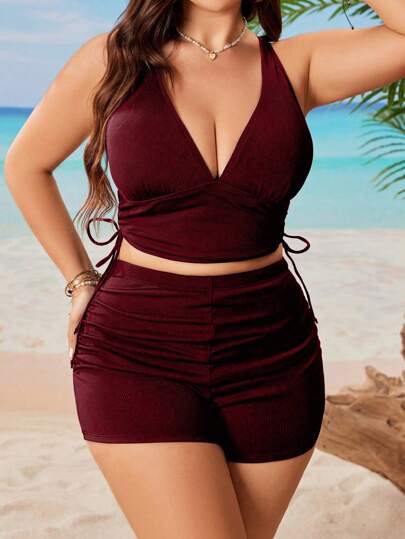Biquíni de Shorts e Top Transpassado nas Costas