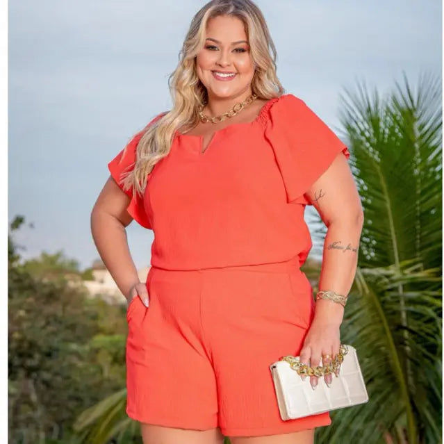Conjunto Plus Size Short Meia Coxa e Blusa de Manguinha