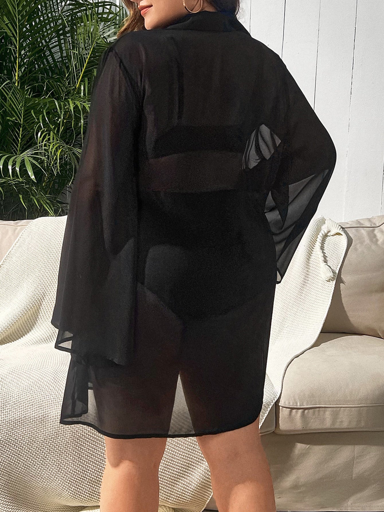 Saída de Praia Fluida com Transparência