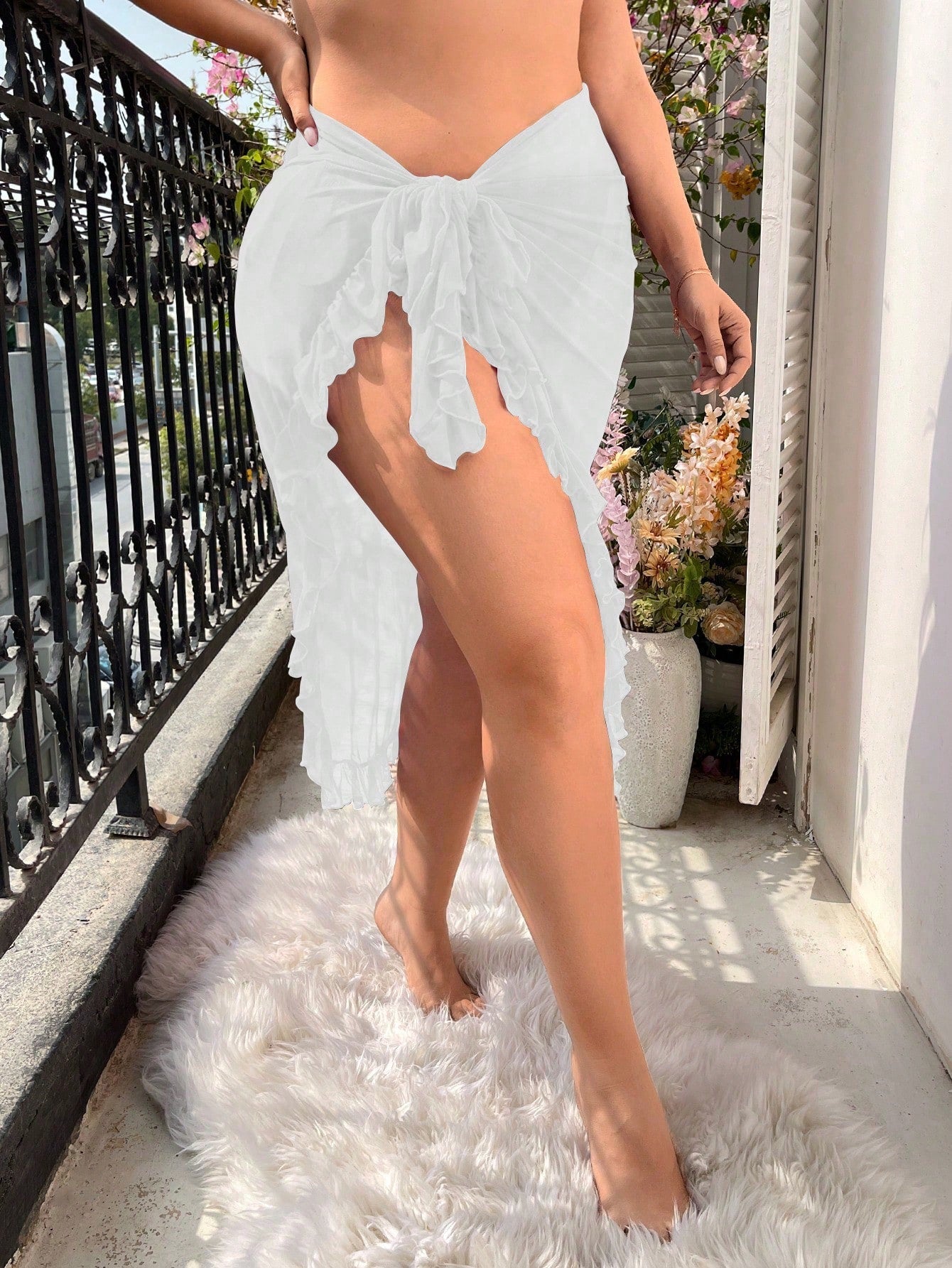 Saia Saida de Praia Com Babados e Nó