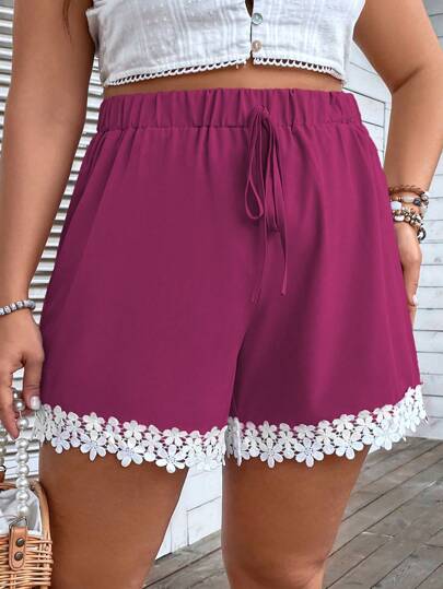 Short com Barra Floral