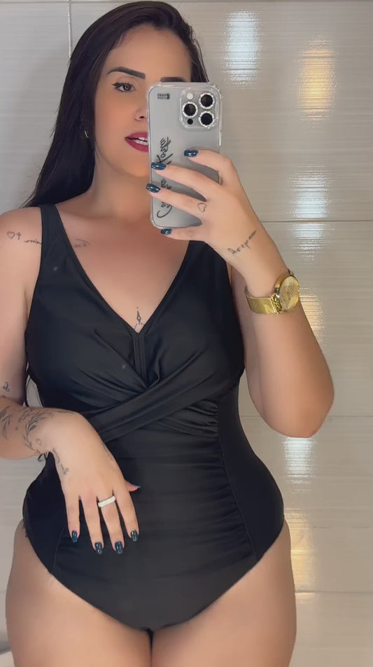 Maio de banho Básico Plus size