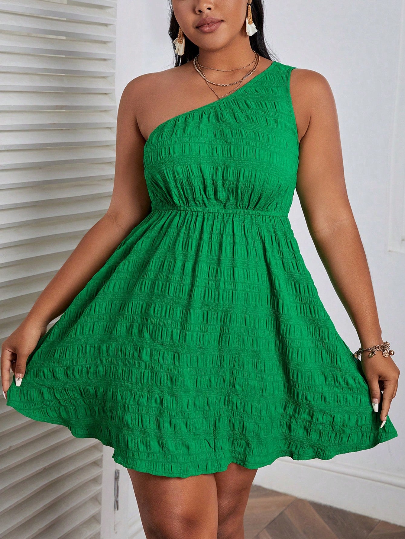 Vestido Lorna Ombro Único Plus Size