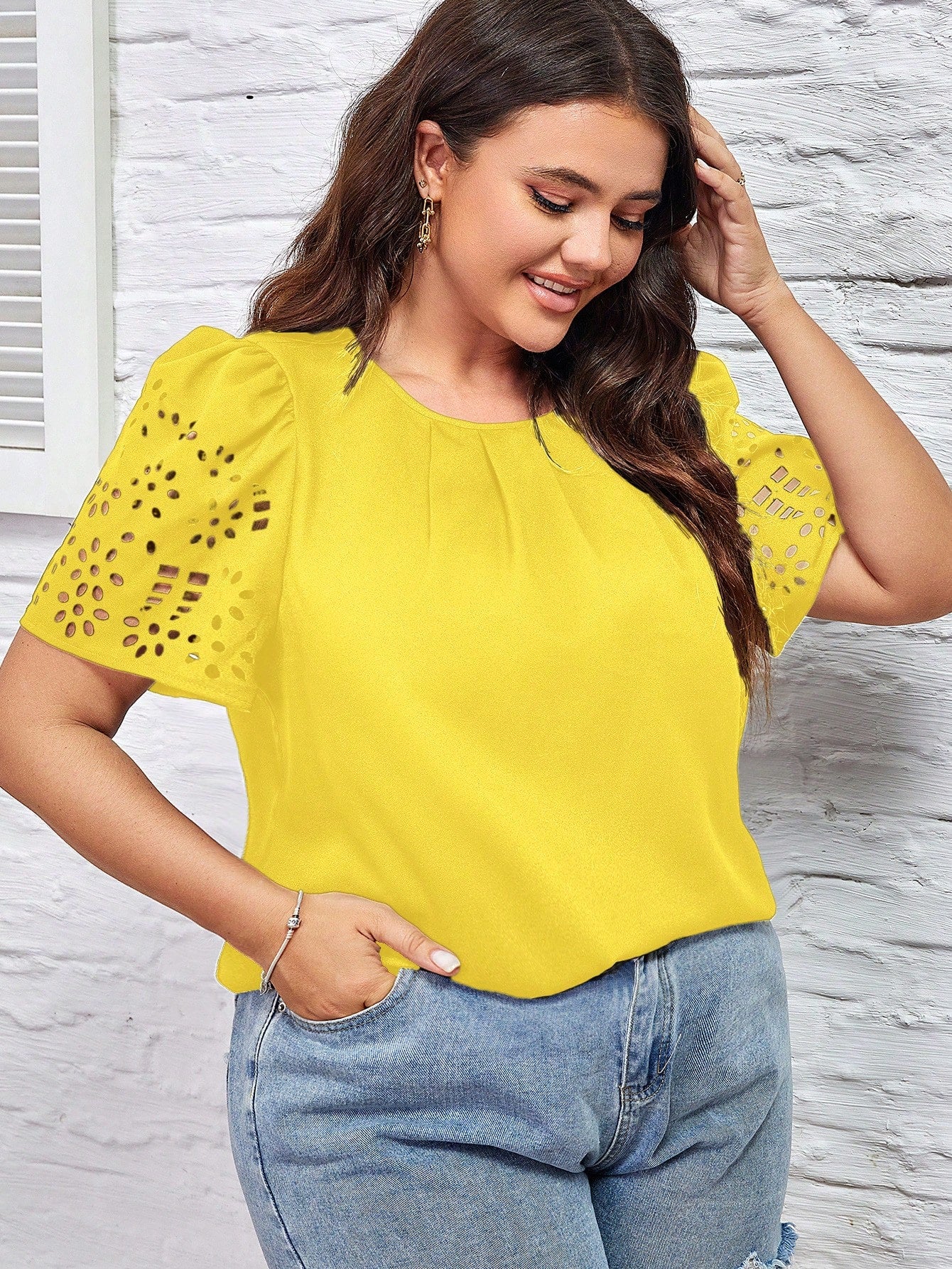 Blusa Clasi Manga Bordada Plus Size