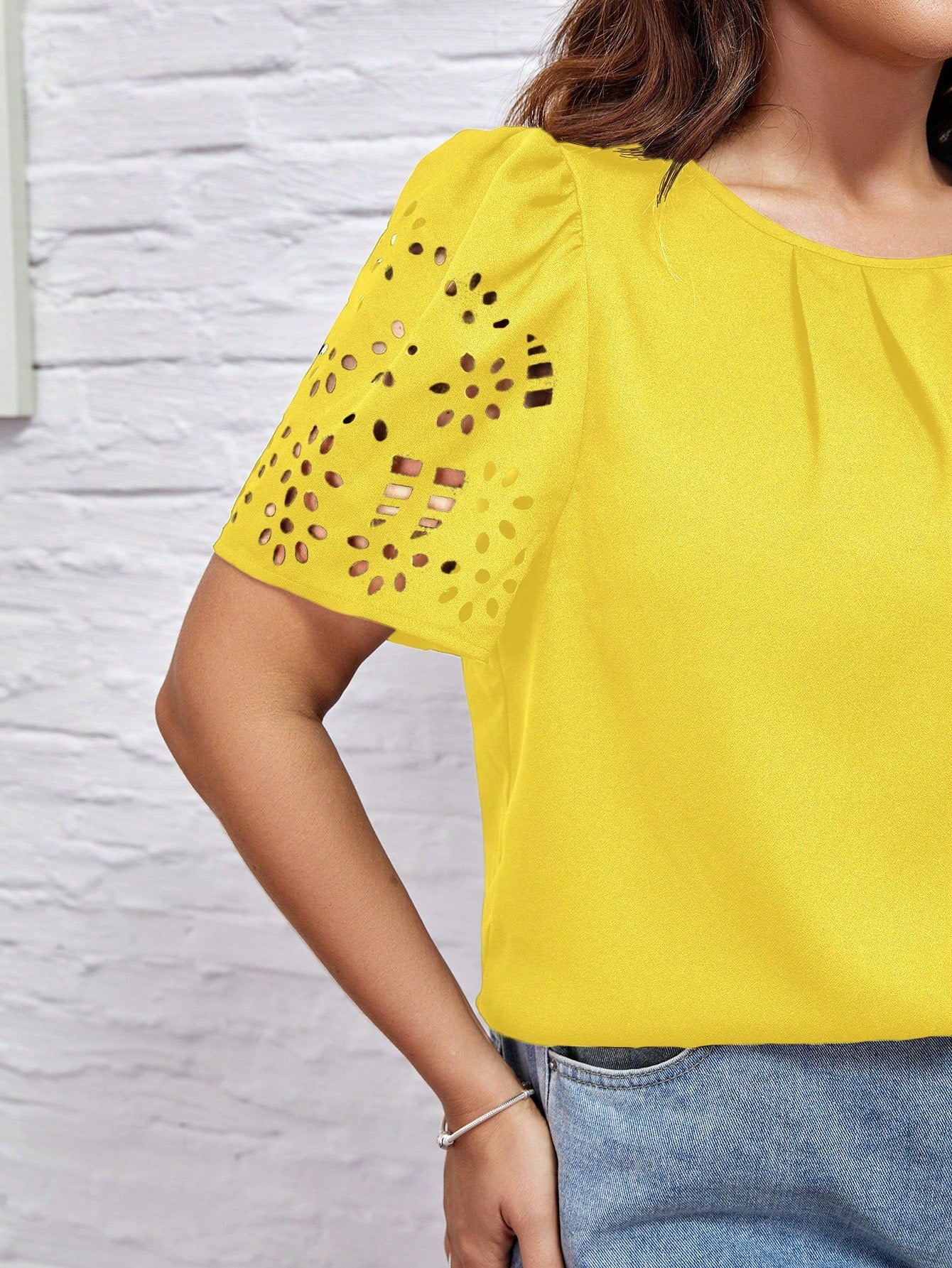 Blusa Clasi Manga Bordada Plus Size