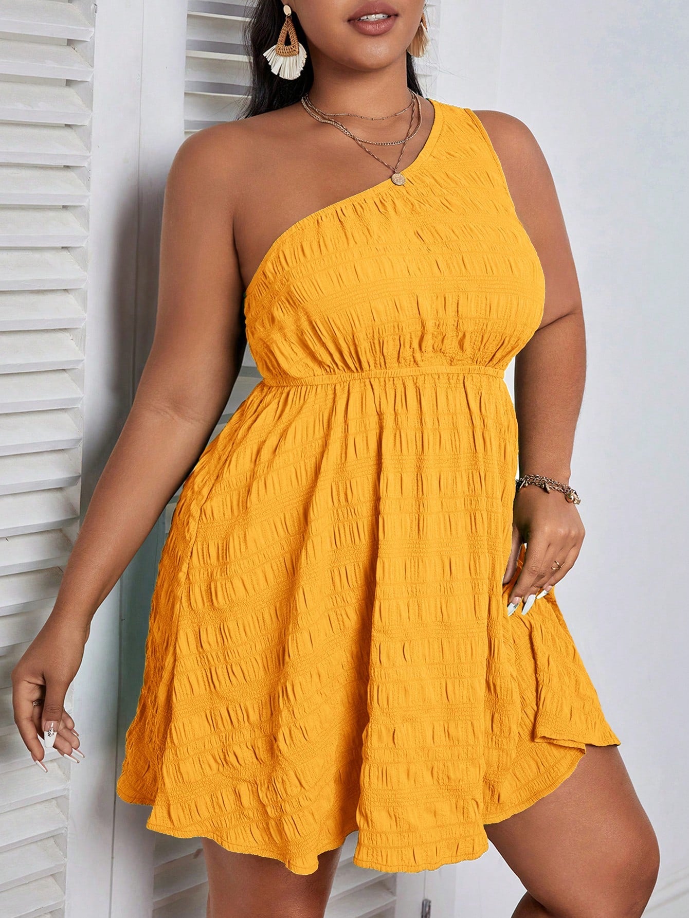 Vestido Lorna Ombro Único Plus Size